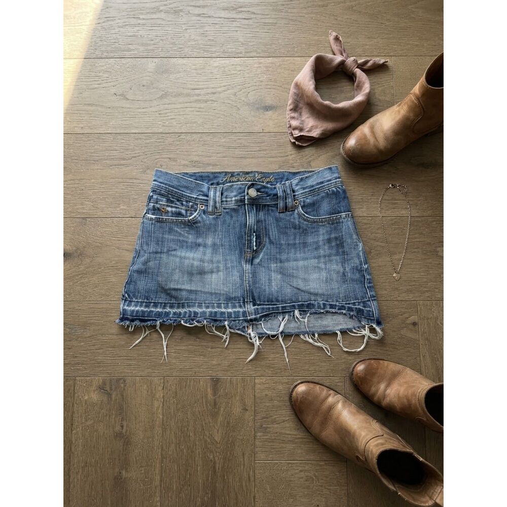 Vintage Abercrombie & Fitch Y2K Denim Mini Skirt Distressed Raw Hem Size 2